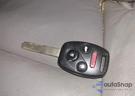 2011 Honda Pilot Ex-L z USA, uszkodzony, nr VIN 5FNYF4H59BB067130